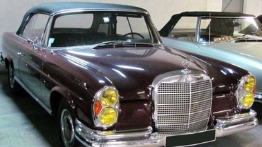 MERCEDES BENZ 280 SE Cabriolet 1967 - Vue 3/4 avant droit