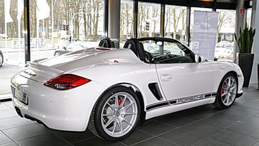 PORSCHE Boxster Spyder 2010 - Vue 3/4 arrière droit