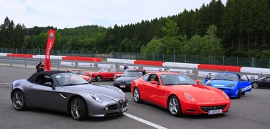 Spa Italia 2010 Alfa-Romeo 8C Competizione et Ferrari 612 Scaglietti.