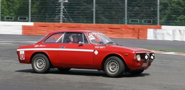 Spa Italia 2010 Alfa- Romeo rouge.