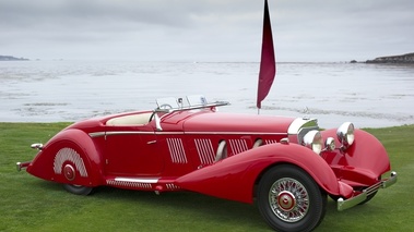 Mercedes-Benz, roadster rouge, 3-4 avd