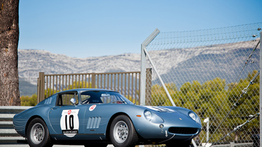 10 000 Tours du Castelet 2011 - Ferrari 275 GTB SWB bleu 3/4 avant droit