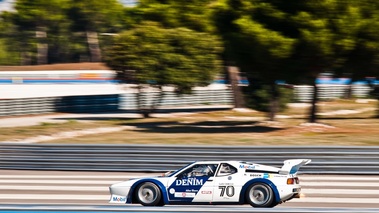 10 000 Tours du Castellet 2012 - BMW M1 blanc/bleu filé