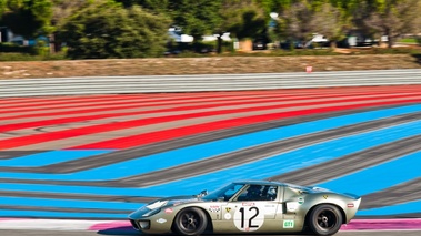 10 000 Tours du Castellet 2012 - Ford GT40 vert filé