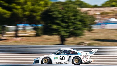 10 000 Tours du Castellet 2012 - Porsche 935 blanc filé