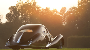 Talbot-Lago T150 SS noir 3/4 arrière droit 