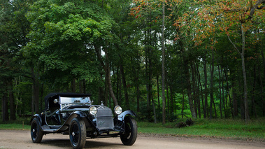 Chantilly Arts & Elégance 2017 - Alfa Romeo 6C 1750 Zagato Spyder noir 3/4 avant droit