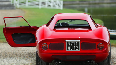 Chantilly Arts & Elégance 2017 - Ferrari 250 LM rouge face arrière porte ouverte