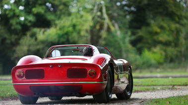 Chantilly Arts & Elégance 2017 - Ferrari 250P rouge 3/4 arrière