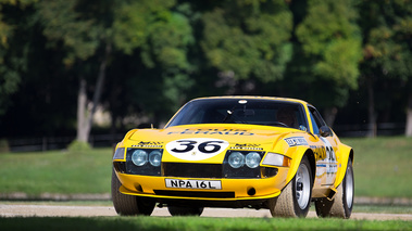 Chantilly Arts & Elégance 2017 - Ferrari 365 GTC/4 Daytona Gr. IV jaune 3/4 avant gauche