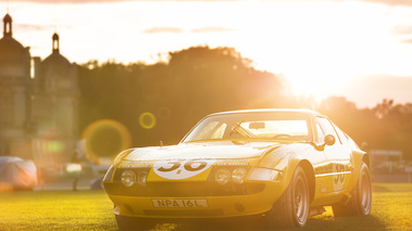 Chantilly Arts & Elégance 2017 - Ferrari 365 GTC/4 Daytona Gr. IV jaune 3/4 avant gauche