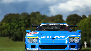 Chantilly Arts & Elégance 2017 - Ferrari F40 LM bleu face avant