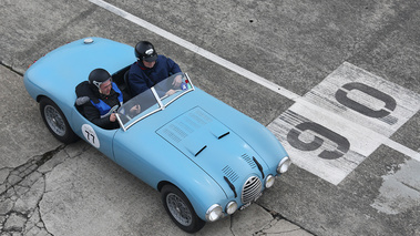 Coupes de Printemps 2013 - ancienne bleu 3/4 avant droit vue de haut