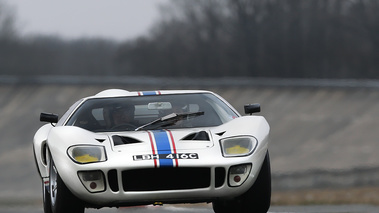 Coupes de Printemps 2013 - Ford GT40 blanc face avant