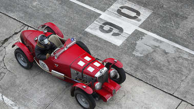 Coupes de Printemps 2013 - MG rouge 3/4 avant droit vue de haut