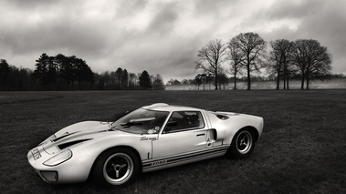 Ford GT40 blanc profil