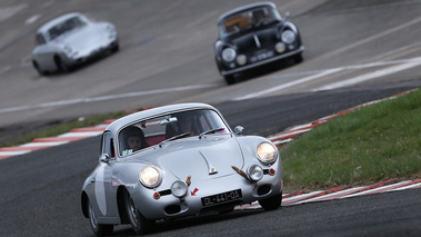 Coupes de Printemps 2015 - Porsche 356 gris 3/4 avant droit penché