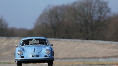 Coupes de Printemps 2017 - Porsche 356 bleu face avant