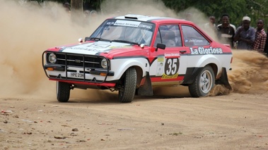 Ford Escort, action 3-4 avg