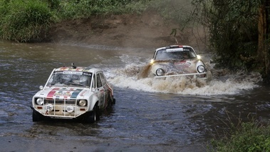 Ford Escort + Porsche 911 gué