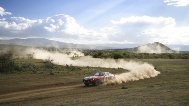 Datsun 280Z, action, large, paysage, 3-4 avg