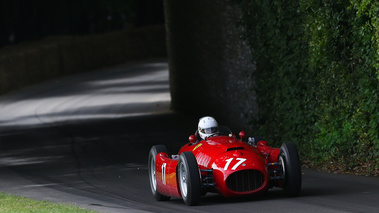 Goodwood Festival of Speed 2017 - ancienne rouge 3/4 avant droit