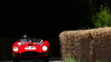 Goodwood Festival of Speed 2017 - Ferrari 250 Testa Rossa rouge face avant