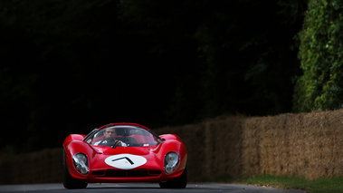 Goodwood Festival of Speed 2017 - Ferrari 330 P4 rouge face avant