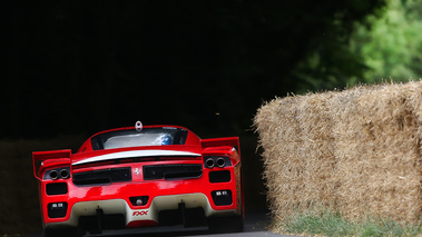 Goodwood Festival of Speed 2017 - Ferrari FXX rouge face arrière