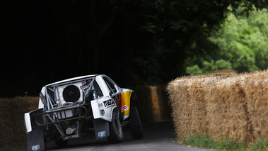 Goodwood Festival of Speed 2017 - Mazda blanc 3/4 arrière droit