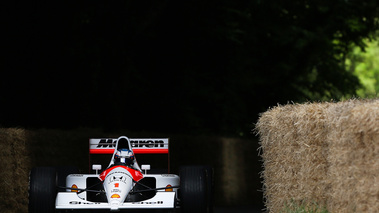 Goodwood Festival of Speed 2017 - McLaren F1 blanc/orange face avant