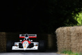 Goodwood Festival of Speed 2017 - McLaren F1 blanc/orange face avant