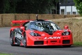 McLaren F1, rouge, action 3-4 avd