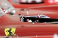 Goodwood Revival - Détail capot Ferrari, rouge, lat drt