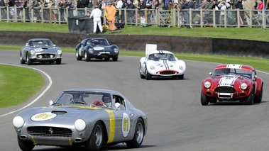 Goodwood Revival - Ferrari 250-AC Cobra, action 3-4 avg