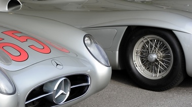 Goodwood Revival - Mercedes SLR, argent, nez