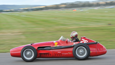 Maserati Grand Prix, rouge, action profil gch