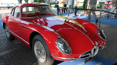 Grand Prix de Montreux 2012 - Alfa Romeo rouge 3/4 avant droit