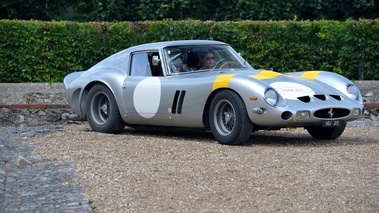 GTO Tour 2012 - Ferrari 250 GTO gris 3/4 avant droit