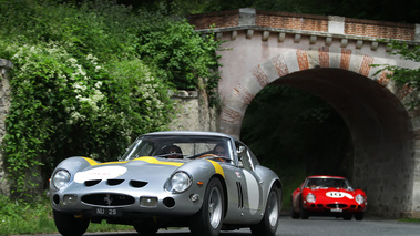 GTO Tour 2012 - Ferrari 250 GTO gris 3/4 avant gauche