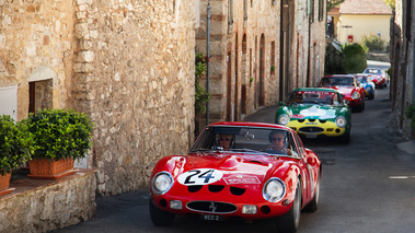 GTO Tour 2017 - Ferrari 250 GTO rouge 3/4 avant gauche