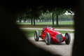 Maserati rouge 3/4 avant droit 