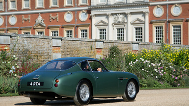 Hampton Court Palace Concours of Elegance 2017 - Aston Martin DB4 GT Zagato vert 3/4 arrière droit