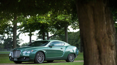 Hampton Court Palace Concours of Elegance 2017 - Bentley Continental GTZ vert 3/4 avant gauche