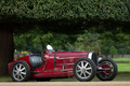 Hampton Court Palace Concours of Elegance 2017 - Bugatti Type 35C bordeaux 3/4 avant droit