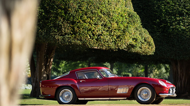 Hampton Court Palace Concours of Elegance 2017 - Ferrari 250 GT LWB Berlinetta TDF rouge profil 2