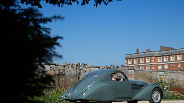 Hampton Court Palace Concours of Elegance 2017 - Lancia Astura Aerodinamica Castagna vert 3/4 arrière droit