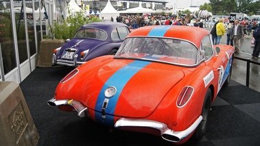 Vente Artcurial LMC 2012 - Chevrolet Corvette C1 rouge 3/4 arrière droit