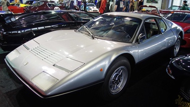 Vente Artcurial LMC 2012 - Ferrari 365 GT4 BB gris 3/4 avant gauche