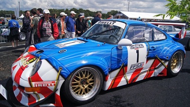 Vente Artcurial LMC 2012 - Porsche 993 GT2 R bleu 3/4 avant droit